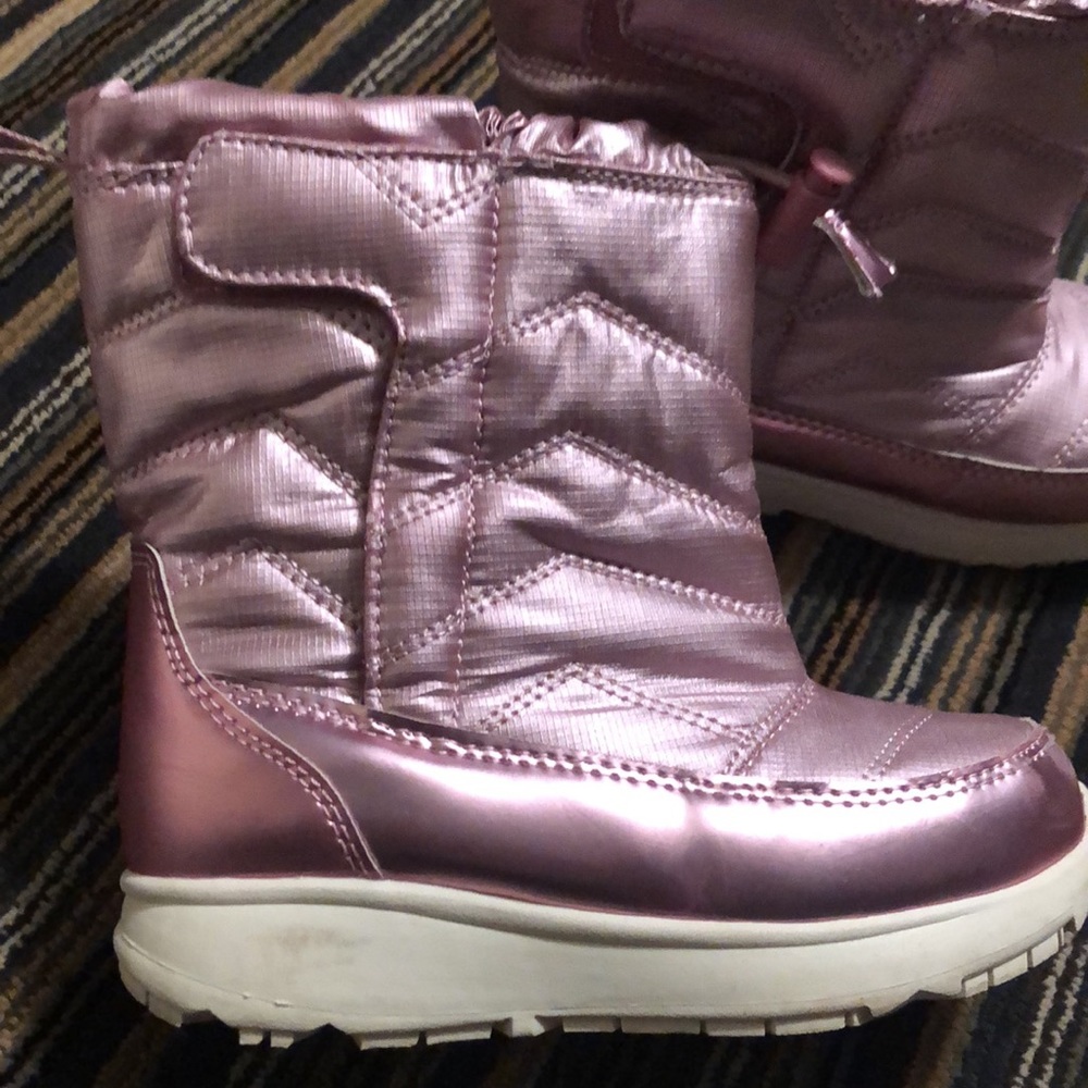 Girls snow boots